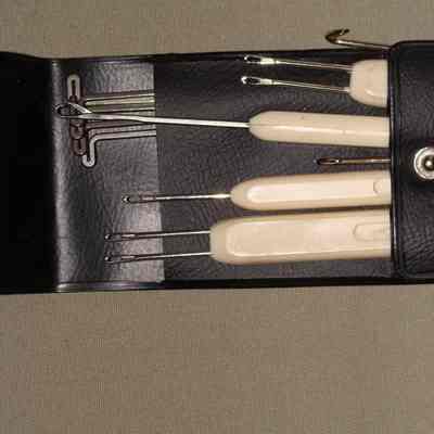 Needles for Flat Bed Knitting Machine