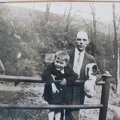 Murray Guthrie: Origformat: Print-Photographic
