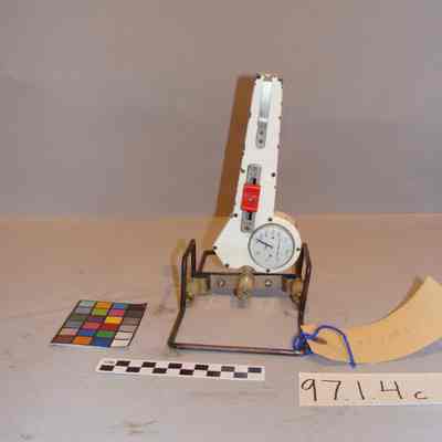 1997.01.04 c (front view)
