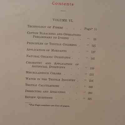 Cyclopedia of textile work : A general reference library on cotton, woolen and worsted yarn manufacture, weaving, designing, chemistry and dyeing, finishing, knitting, and allied subjects / Prepared by a corps of Textile Experts and Leading Manufactureres.