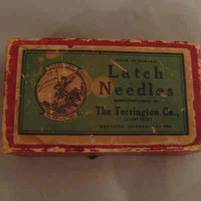 Box of Torrington Latch Needles