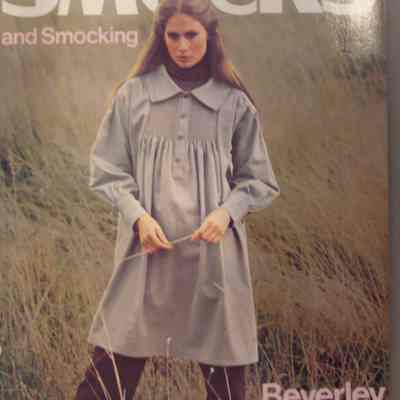 Smocks and smocking / Beverly Marshall.
