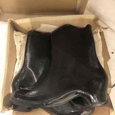 Women's rubber boots