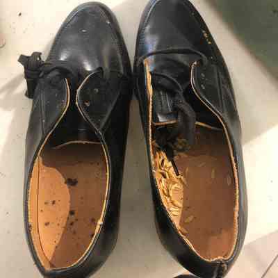 Leather shoes