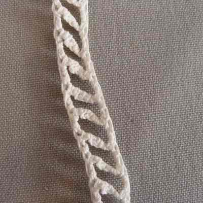 Lace strip