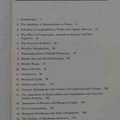 The hydrophobic effect : Formation of micelles and biological membranes / Charles Tanford.