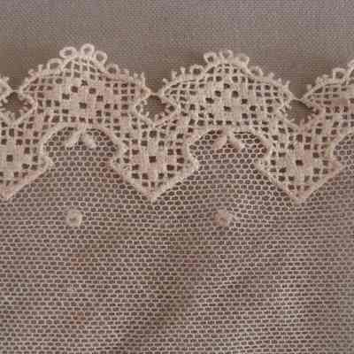 Lace fragment