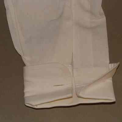 2001.21.01 cuff view