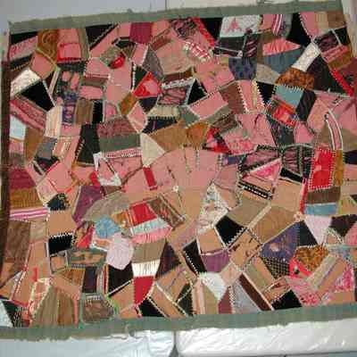 2005.34.01 full quilt (front)