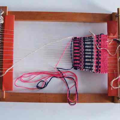 Top of hand loom