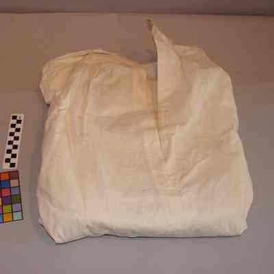 2010.14.01 (Front; folded)