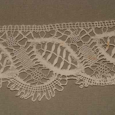 2008.31.59 a,b pattern view