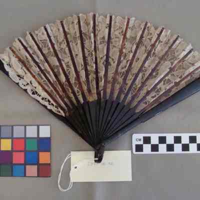 2007.16.02 open fan