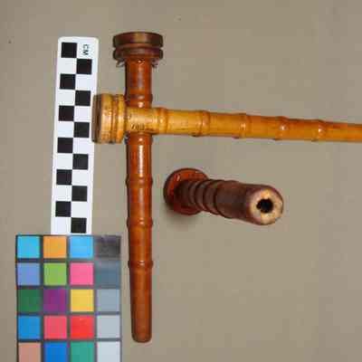 Shuttle bobbins