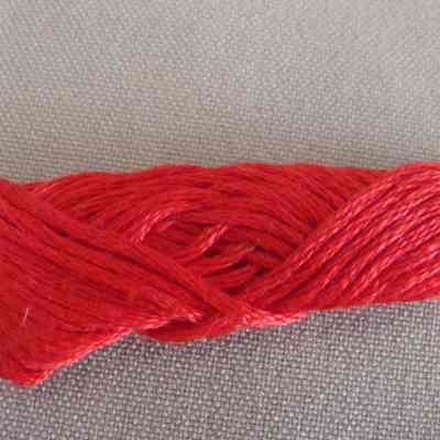 2005.08.01.03 close up yarn view