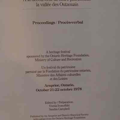 Exploring our heritage : The Ottawa Valley experience / Edited by Vrenia Ivonoffski and Sandra Campbell.