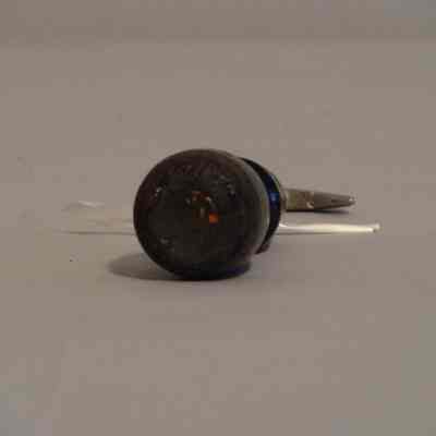 1999.14.02 bottom view