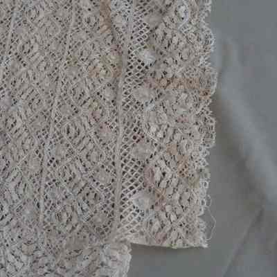 2005.31.27 sleeve