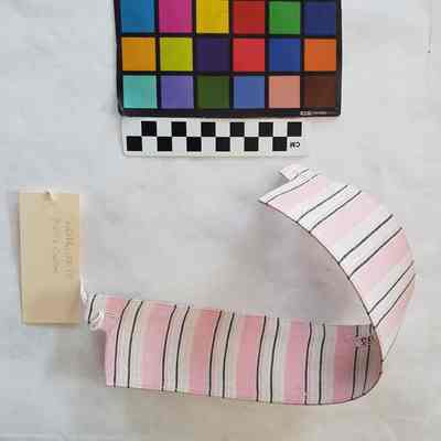 Men's shirt collar