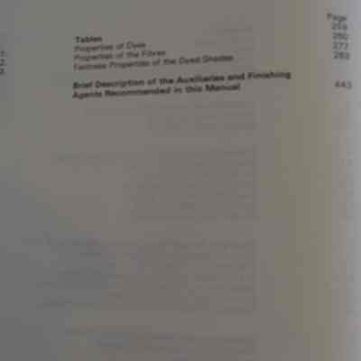 Basacryl dyes, acryl dyes on acrylic fibres : Manual for dyeing and finishing of acrylic fibres, alone and in blends with other fibres.