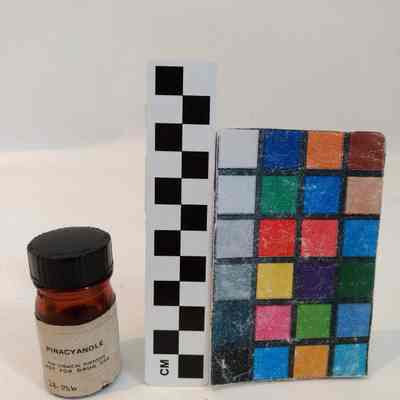 Bottle, Dye
