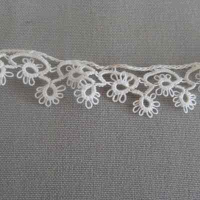 Lace border