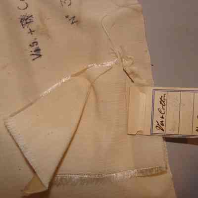 Viscous and Cotton Cream Sample
