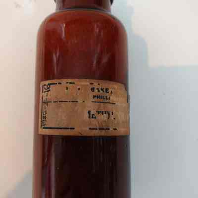 Dye bottle