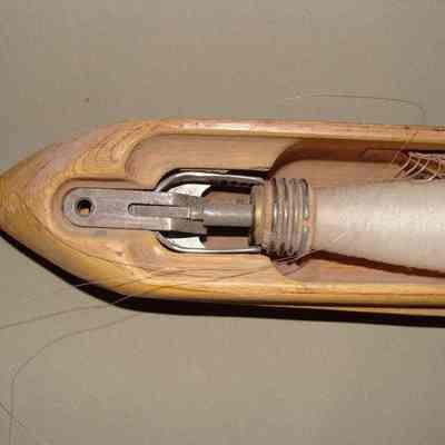 2012.17.04 shuttle and bobbin end