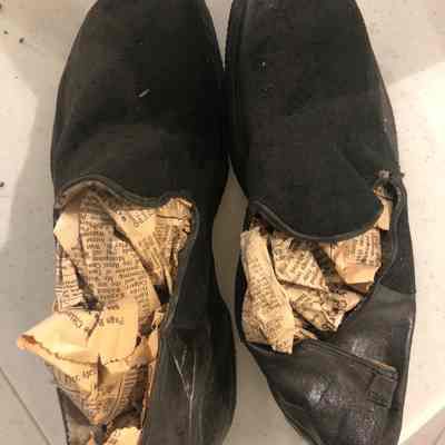 Men's leather shoes