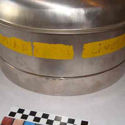 Metal canister, yellow band