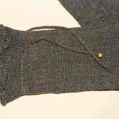 2012.18.04 a,b top/tie view