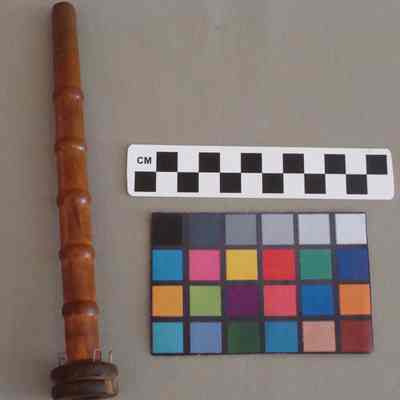 Shuttle bobbins
