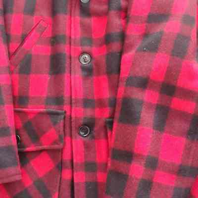 2011.35.01 button view