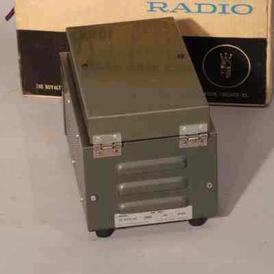 1997.38.01 a, b back view