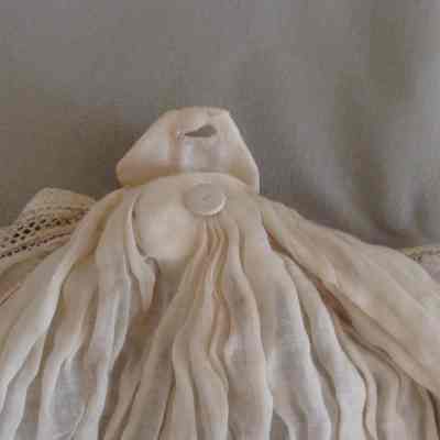 Lace Cravat