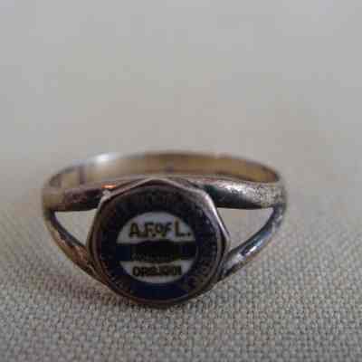 Ring