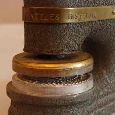 1993.04.01 (Close up of brass plate)