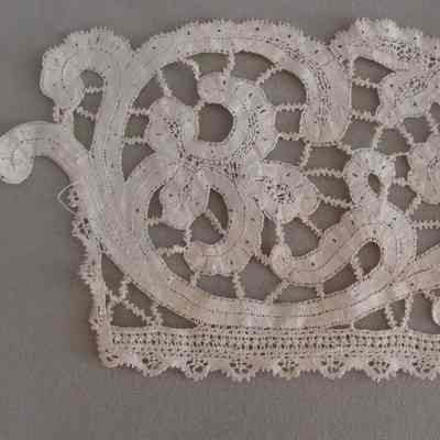 Lace Fragment