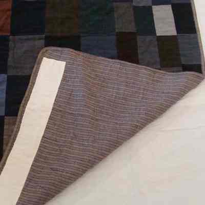 2005.32.03 back