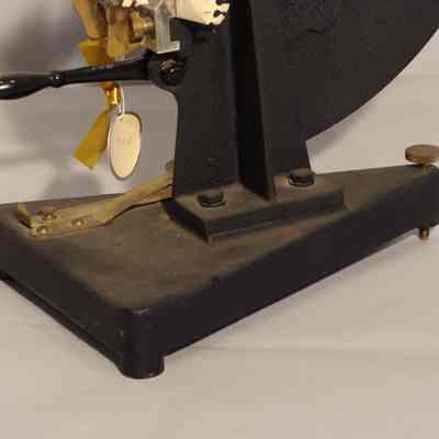 Tear Tester