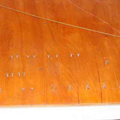 1993.03.58.02 (hook and screw view)