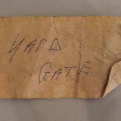 2011.44.02 yard gate tag view