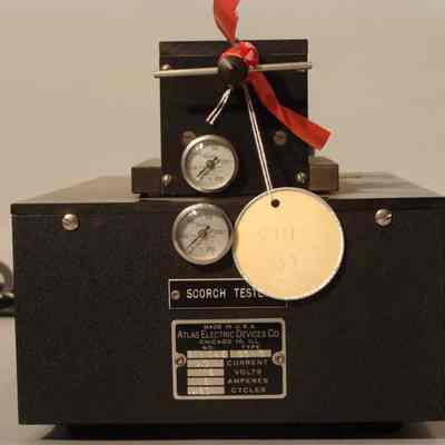 1993.03.39 (front view)