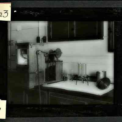 Glass-plate negative slide
