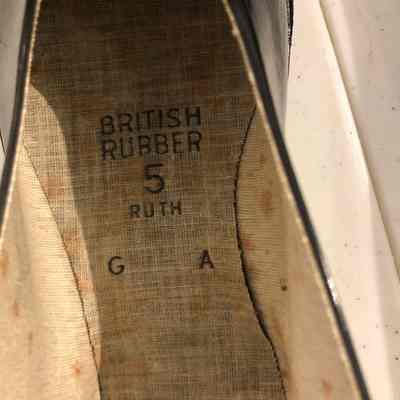 Rubber overshoes
