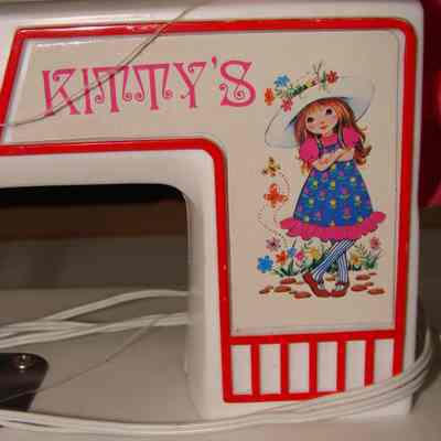 Sewing Machine Kitty's Electric