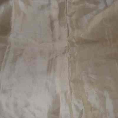 2007.28.04 silk view