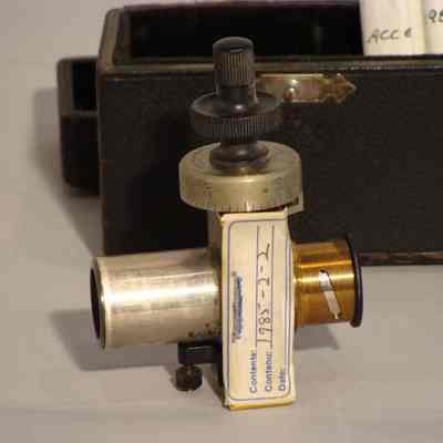 Magnifying Device-Magnifier