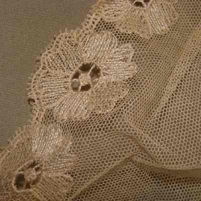 2008.31.65 detail view